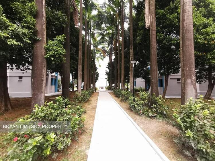 Blk 961 Hougang Avenue 9 (Hougang), HDB Executive #343090941